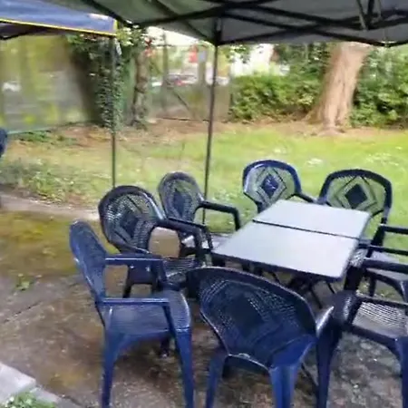 Schierstein Zentral Im Rhein-main-gebiet, Monteure Herzlich Willkommen! *