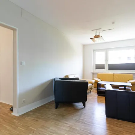 Schierstein Zentral Im Rhein-main-gebiet, Monteure Herzlich Willkommen! Lägenhet Wiesbaden