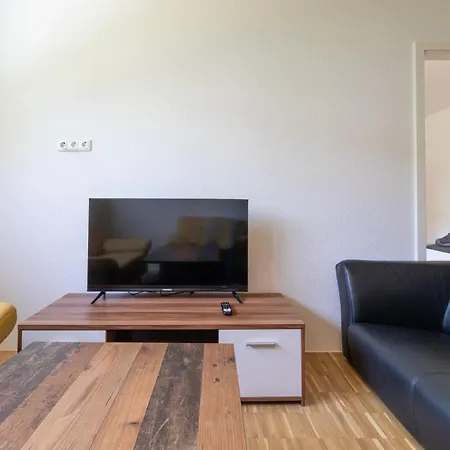 Schierstein Zentral Im Rhein-main-gebiet, Monteure Herzlich Willkommen! Lägenhet *