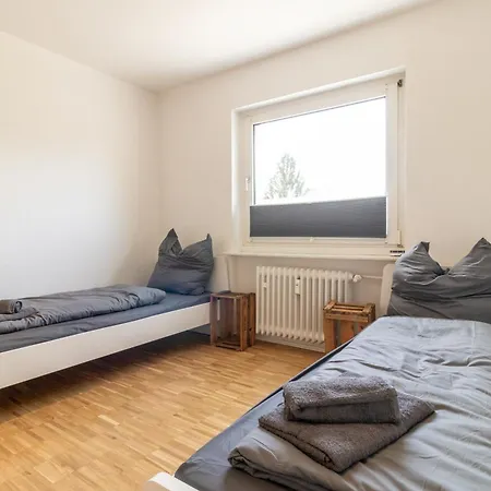 Schierstein Zentral Im Rhein-main-gebiet, Monteure Herzlich Willkommen! Lägenhet