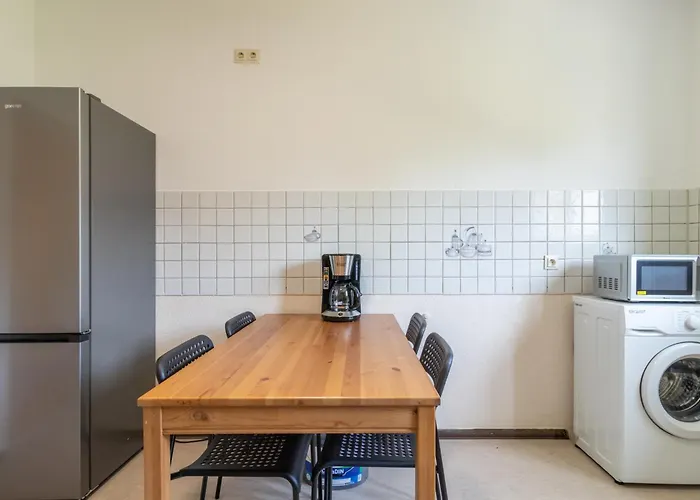 Schierstein Zentral Im Rhein-main-gebiet, Monteure Herzlich Willkommen! Appartamento Wiesbaden