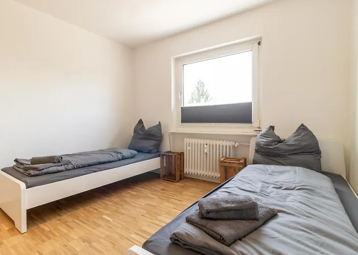 Schierstein Zentral Im Rhein-main-gebiet, Monteure Herzlich Willkommen! Appartamento